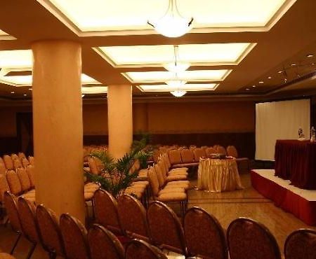 Celebrity Boutique Hotel Hyderabad Luaran gambar