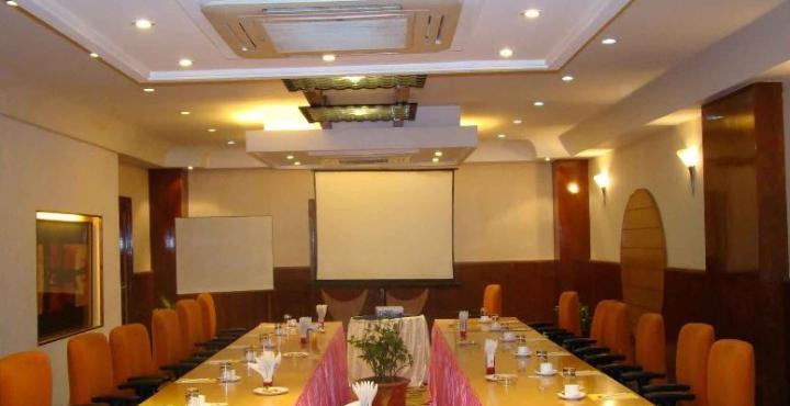 Celebrity Boutique Hotel Hyderabad Luaran gambar